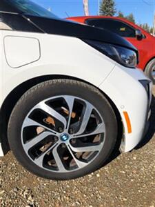 2015 BMW i3   - Photo 7 - Ukiah, CA 95482