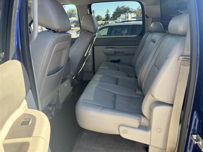 2013 GMC Sierra 2500 SLE   - Photo 7 - Ukiah, CA 95482