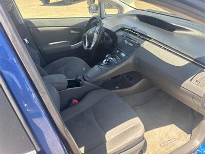 2010 Toyota Prius   - Photo 5 - Ukiah, CA 95482