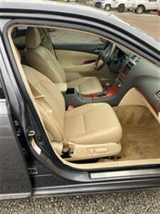 2012 Lexus ES   - Photo 8 - Ukiah, CA 95482