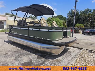 2024 VIAGGIO X18F FISHING TOON   - Photo 4 - Winter Haven, FL 33881