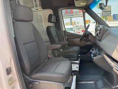 2021 Mercedes-Benz Sprinter 2500  170 High Roof Cargo - Photo 9 - Los Angeles, CA 90019
