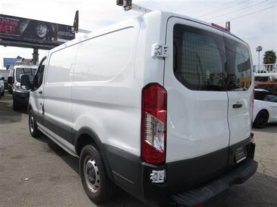 2018 Ford Transit Cargo 150   - Photo 6 - Los Angeles, CA 90019