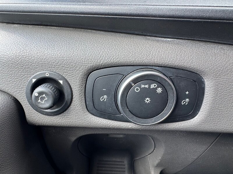 2020 Ford Transit 250  High Roof Extended Cargo 148'' WB - Photo 16 - Los Angeles, CA 90019