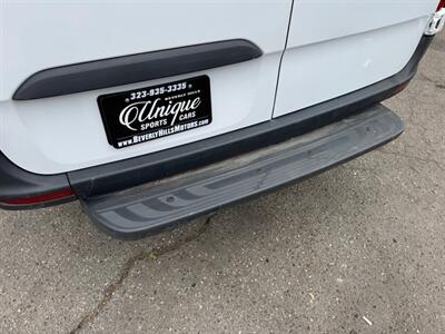 2022 Mercedes-Benz Sprinter 2500  144 High Roof Cargo - Photo 17 - Los Angeles, CA 90019