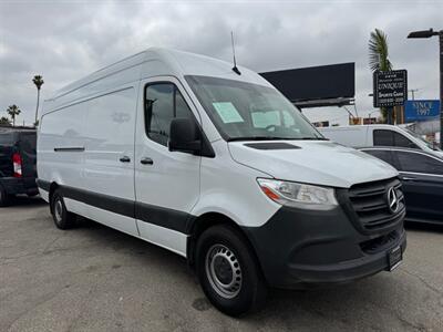2022 Mercedes-Benz Sprinter 2500  144 High Roof Cargo - Photo 3 - Los Angeles, CA 90019