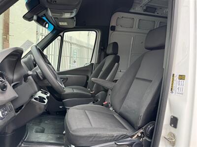 2022 Mercedes-Benz Sprinter 2500  144 High Roof Cargo - Photo 8 - Los Angeles, CA 90019