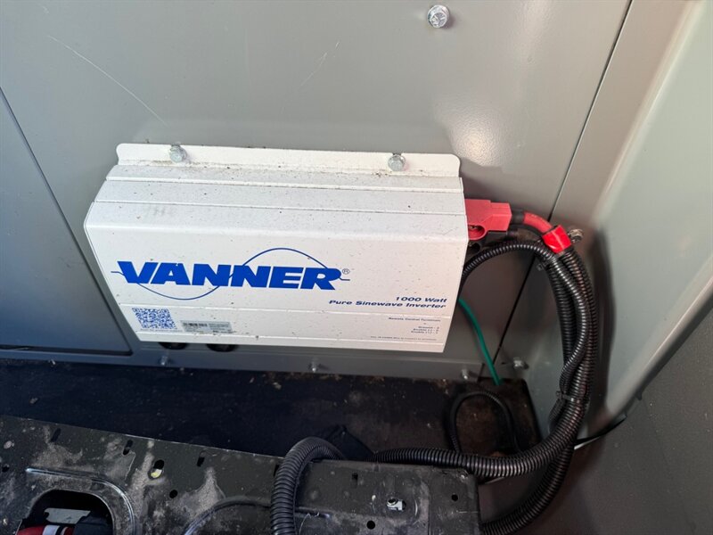 2020 Ford Transit 350 - Photo 17 - Los Angeles, CA 90019