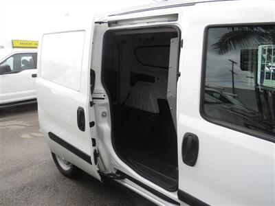 2020 RAM ProMaster City Cargo Tradesman  1-Owner  Low Miles - Photo 8 - Los Angeles, CA 90019