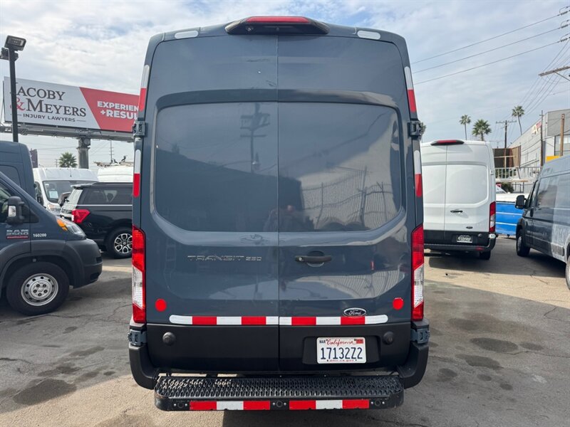 2020 Ford Transit 250 High Roof Extended Cargo Van - Photo 5 - Los Angeles, CA 90019