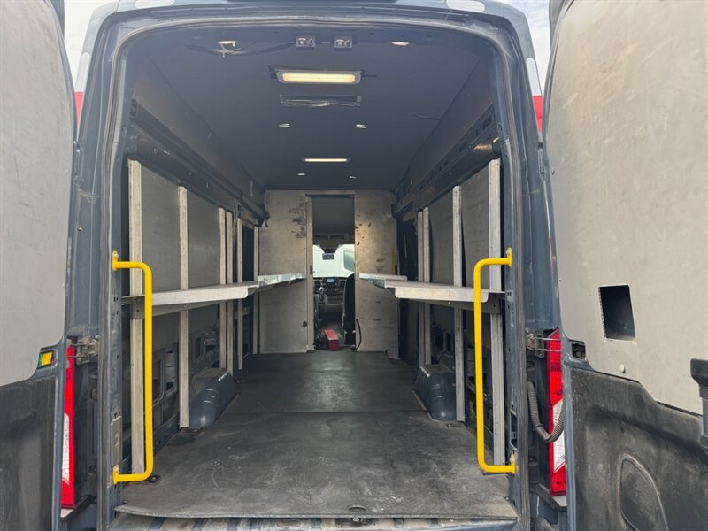 2020 Ford Transit 250 High Roof Extended Cargo Van - Photo 22 - Los Angeles, CA 90019
