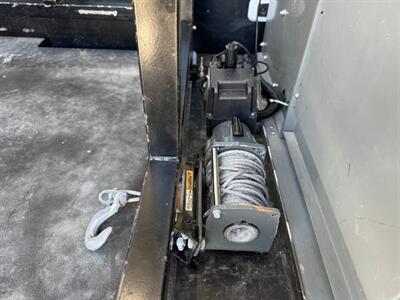 2018 Ford Transit 250  Medium Roof 148 " WB Cargo - Photo 32 - Los Angeles, CA 90019