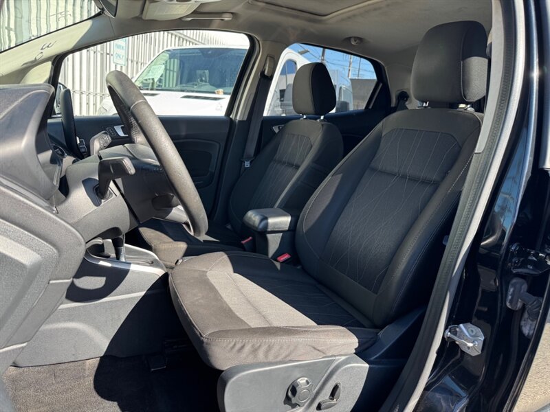 2019 Ford EcoSport SE - Photo 8 - Los Angeles, CA 90019