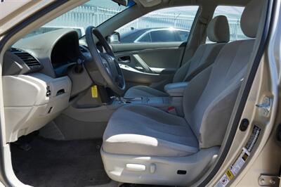 2010 Toyota Camry LE - Photo 16 - Los Angeles, CA 90019