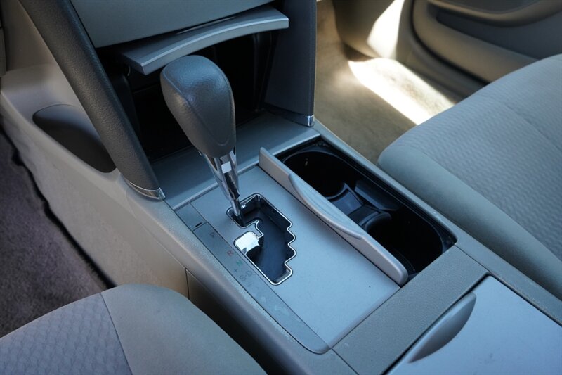 2010 Toyota Camry LE - Photo 24 - Los Angeles, CA 90019