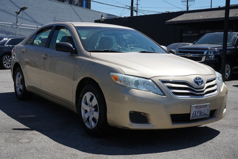 2010 Toyota Camry LE - Photo 3 - Los Angeles, CA 90019
