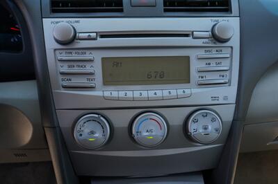 2010 Toyota Camry LE - Photo 23 - Los Angeles, CA 90019