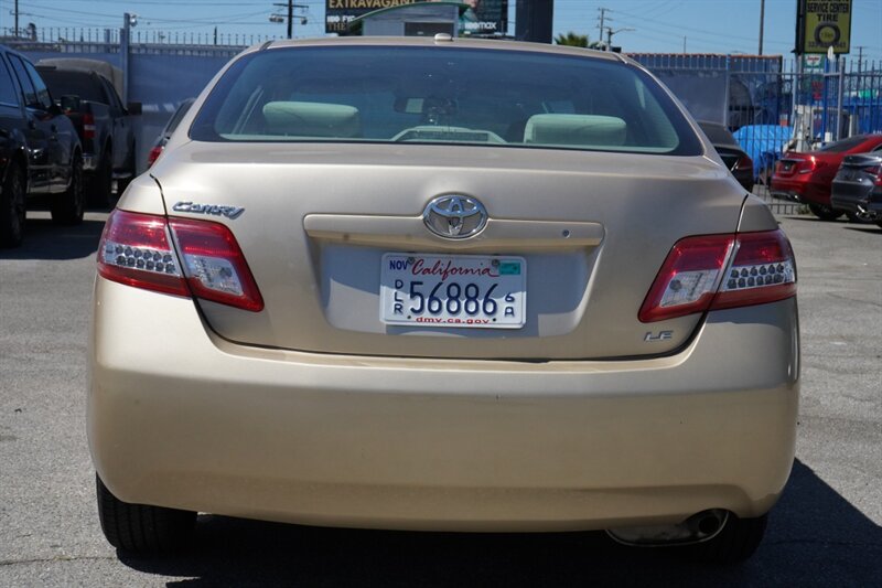 2010 Toyota Camry LE - Photo 5 - Los Angeles, CA 90019