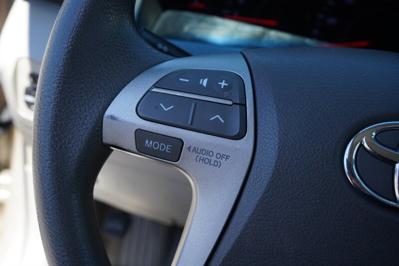 2010 Toyota Camry LE - Photo 21 - Los Angeles, CA 90019