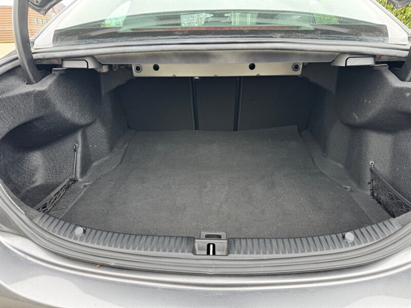 2018 Mercedes-Benz C 300 - Photo 32 - Los Angeles, CA 90019