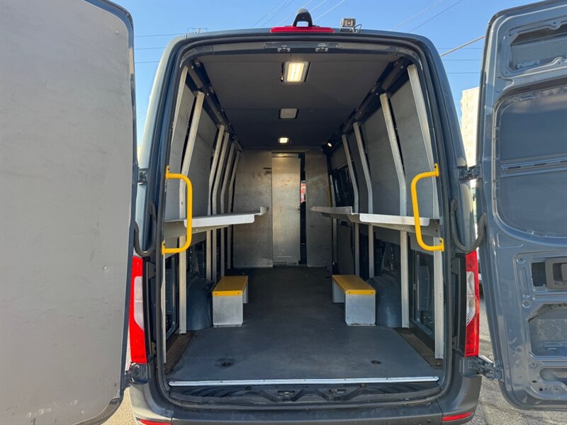 2019 Mercedes-Benz Sprinter 2500 - Photo 23 - Los Angeles, CA 90019