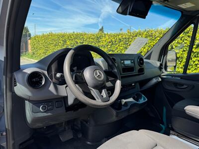 2019 Mercedes-Benz Sprinter 2500  High Roof Extended 170 " WB - Photo 8 - Los Angeles, CA 90019