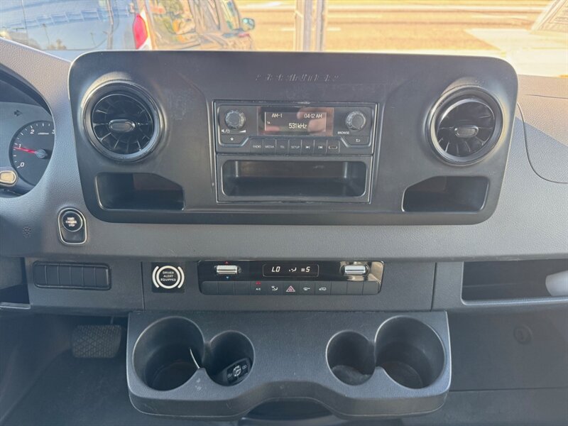 2019 Mercedes-Benz Sprinter 2500 - Photo 13 - Los Angeles, CA 90019