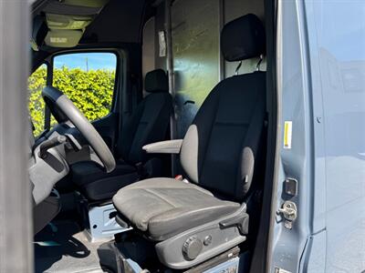 2019 Mercedes-Benz Sprinter 2500  High Roof Extended 170 " WB - Photo 10 - Los Angeles, CA 90019