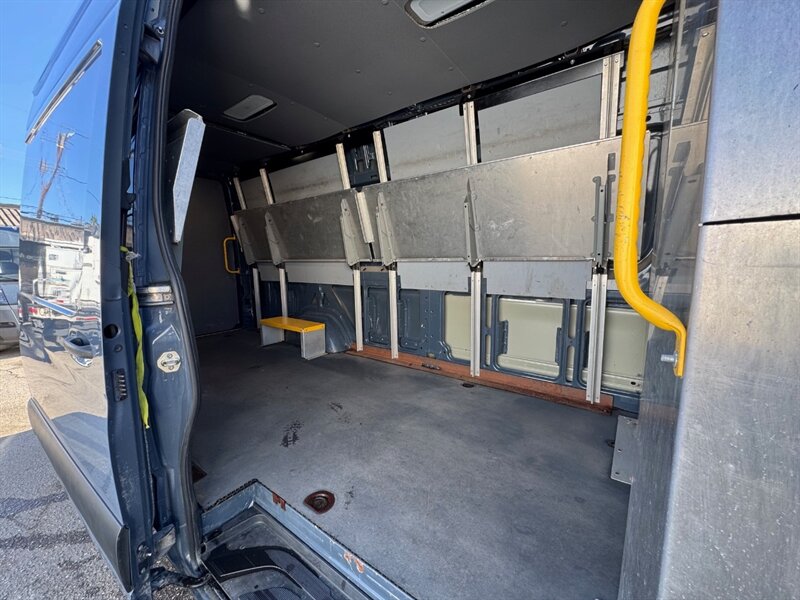 2019 Mercedes-Benz Sprinter 2500 - Photo 20 - Los Angeles, CA 90019