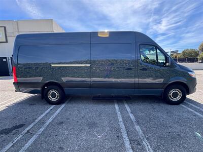 2019 Mercedes-Benz Sprinter 2500  High Roof Extended 170 " WB - Photo 4 - Los Angeles, CA 90019
