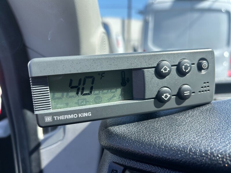 2022 Ford Transit 350 ***REFRIGERATED VAN***THERMO KING - Photo 21 - Los Angeles, CA 90019