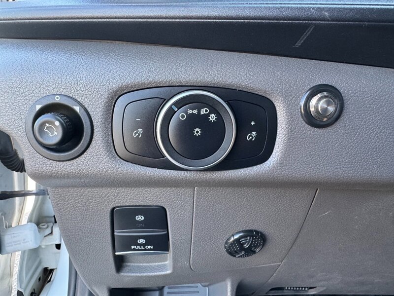 2022 Ford Transit 350 ***REFRIGERATED VAN***THERMO KING - Photo 15 - Los Angeles, CA 90019