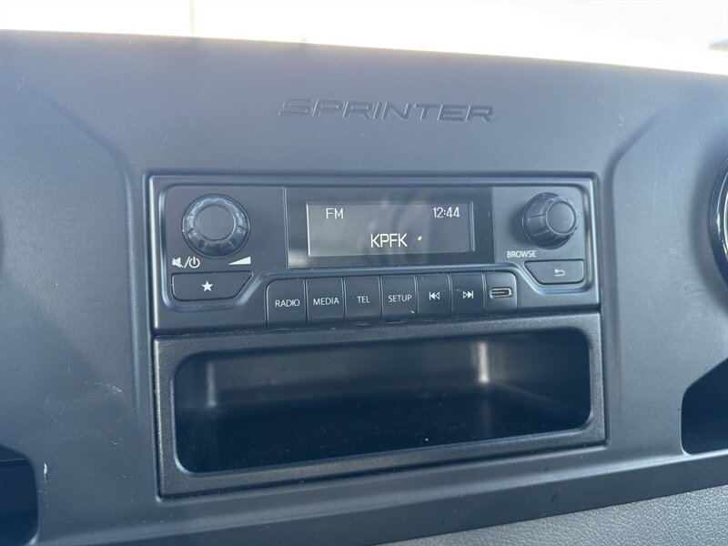 2022 Mercedes-Benz Sprinter 2500 High Roof 170 " Extended Cargo Van - Photo 16 - Los Angeles, CA 90019