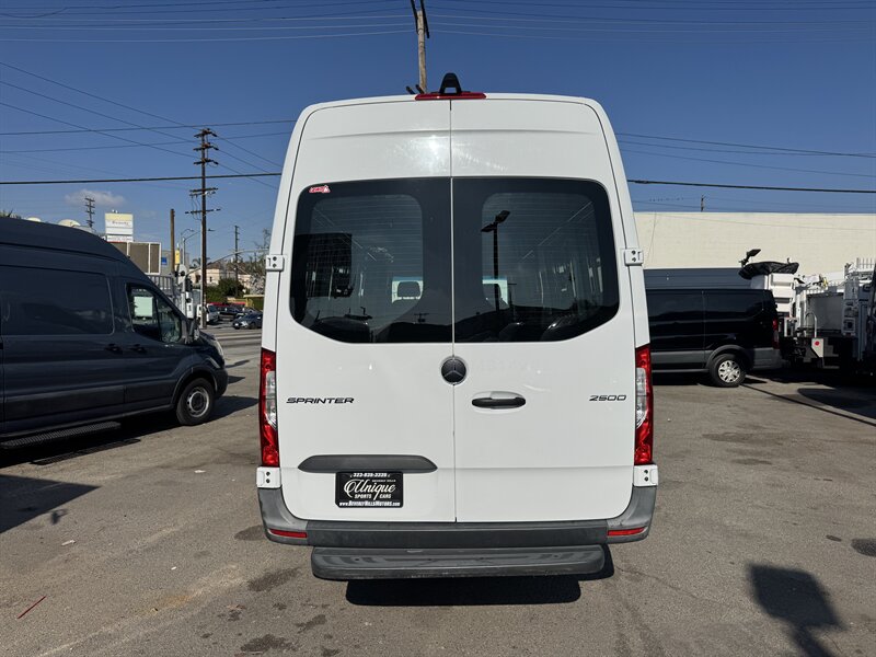 2022 Mercedes-Benz Sprinter 2500 High Roof 170 " Extended Cargo Van - Photo 5 - Los Angeles, CA 90019