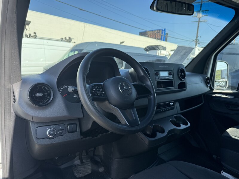 2022 Mercedes-Benz Sprinter 2500 High Roof 170 " Extended Cargo Van - Photo 12 - Los Angeles, CA 90019