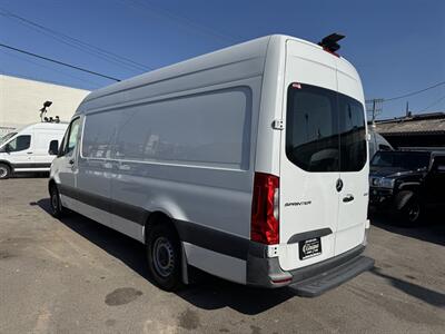 2022 Mercedes-Benz Sprinter 2500 High Roof 170 " Extended Cargo Van - Photo 6 - Los Angeles, CA 90019