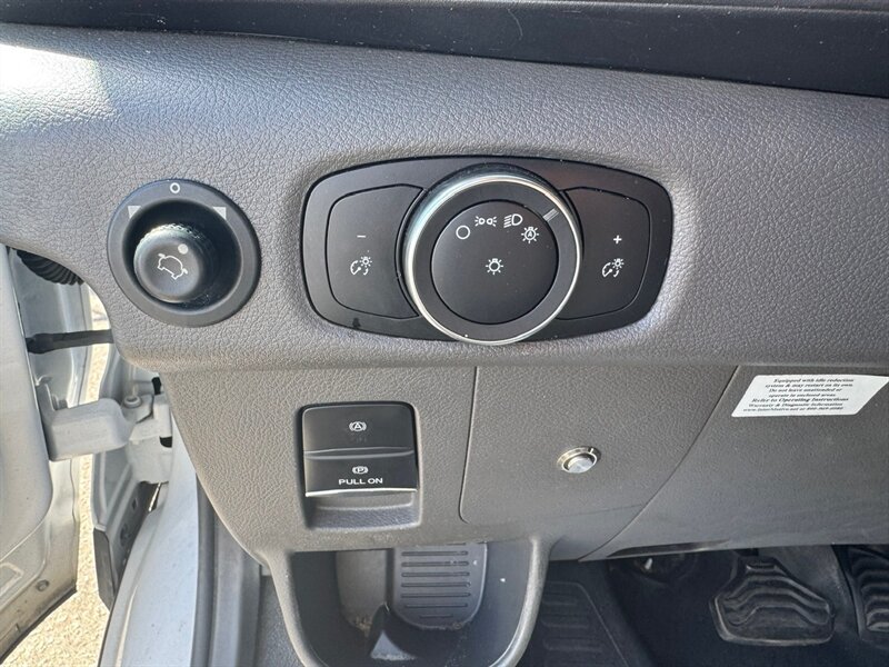 2022 Ford Transit 350 REFRIGERATED - Photo 21 - Los Angeles, CA 90019
