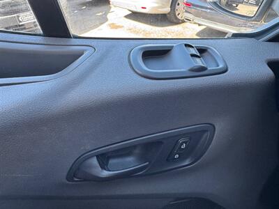 2020 Ford Transit 250  Medium Roof  148 " WB Cargo - Photo 14 - Los Angeles, CA 90019