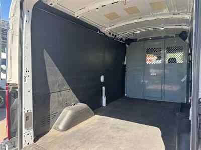 2020 Ford Transit 250  Medium Roof  148 " WB Cargo - Photo 22 - Los Angeles, CA 90019