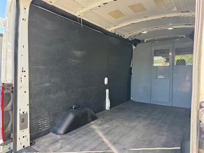 2020 Ford Transit 250   - Photo 22 - Los Angeles, CA 90019