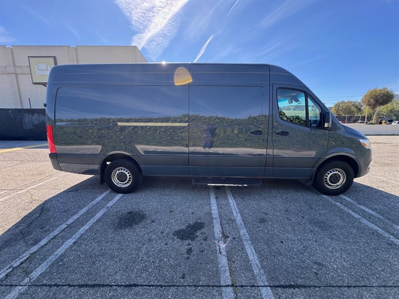 2019 Mercedes-Benz Sprinter 2500 - Photo 4 - Los Angeles, CA 90019