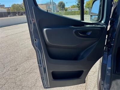 2019 Mercedes-Benz Sprinter 2500 - Photo 14 - Los Angeles, CA 90019
