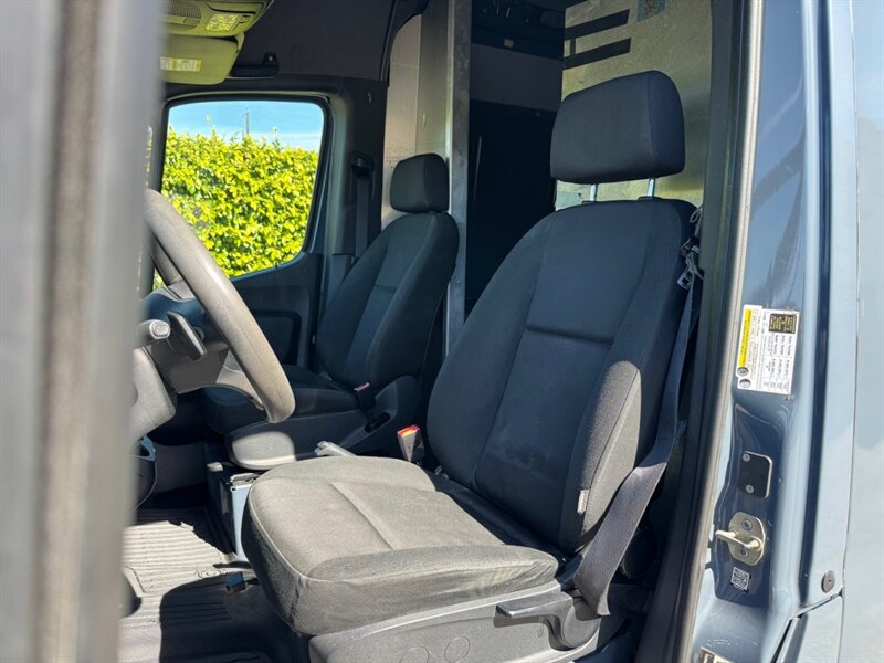 2019 Mercedes-Benz Sprinter 2500 - Photo 12 - Los Angeles, CA 90019