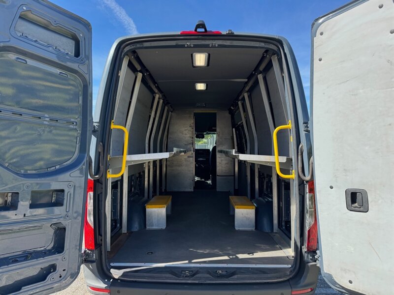 2019 Mercedes-Benz Sprinter 2500 - Photo 25 - Los Angeles, CA 90019