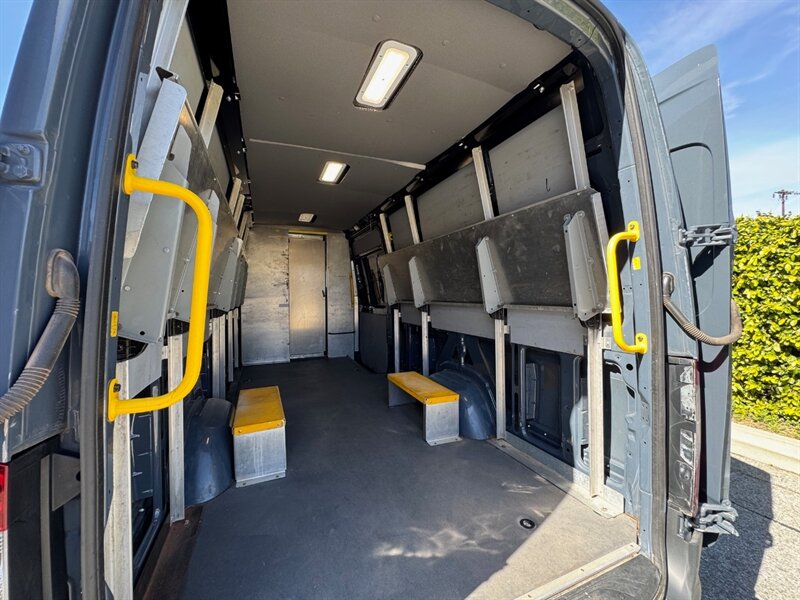 2019 Mercedes-Benz Sprinter 2500 - Photo 33 - Los Angeles, CA 90019
