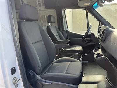 2021 Mercedes-Benz Sprinter 2500   - Photo 13 - Los Angeles, CA 90019