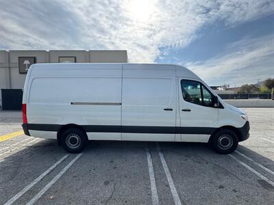 2021 Mercedes-Benz Sprinter 2500   - Photo 3 - Los Angeles, CA 90019