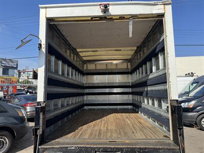 2020 Chevrolet Express 3500 Cutaway 12 Foot Box Van With Hydraulic Lift Gate - Photo 11 - Los Angeles, CA 90019