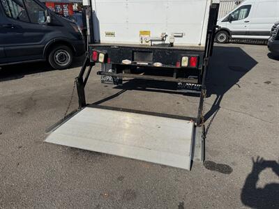 2020 Chevrolet Express 3500 Cutaway 12 Foot Box Van With Hydraulic Lift Gate - Photo 7 - Los Angeles, CA 90019
