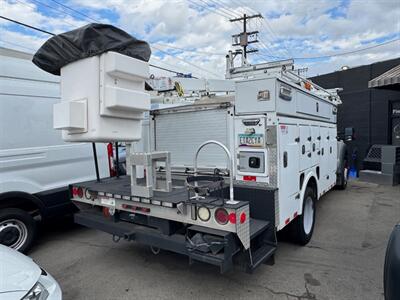 2013 FORD F-550 XL BUCKET TRUCK SUPER DUTY BOOM TRUCK - Photo 2 - Los Angeles, CA 90019